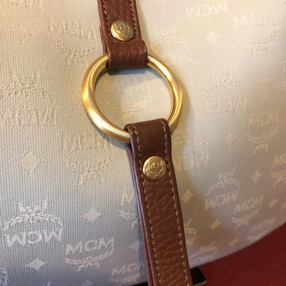 MCM Hobo - Picture 5 of 16